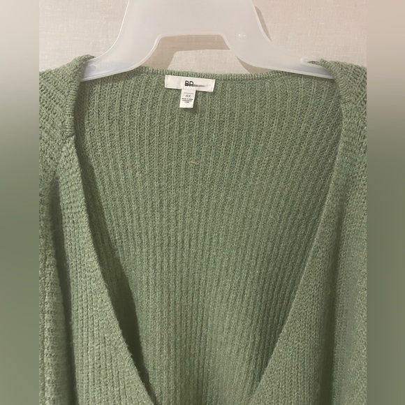 Womens green BP sweater. 4X - Picture 3 of 4